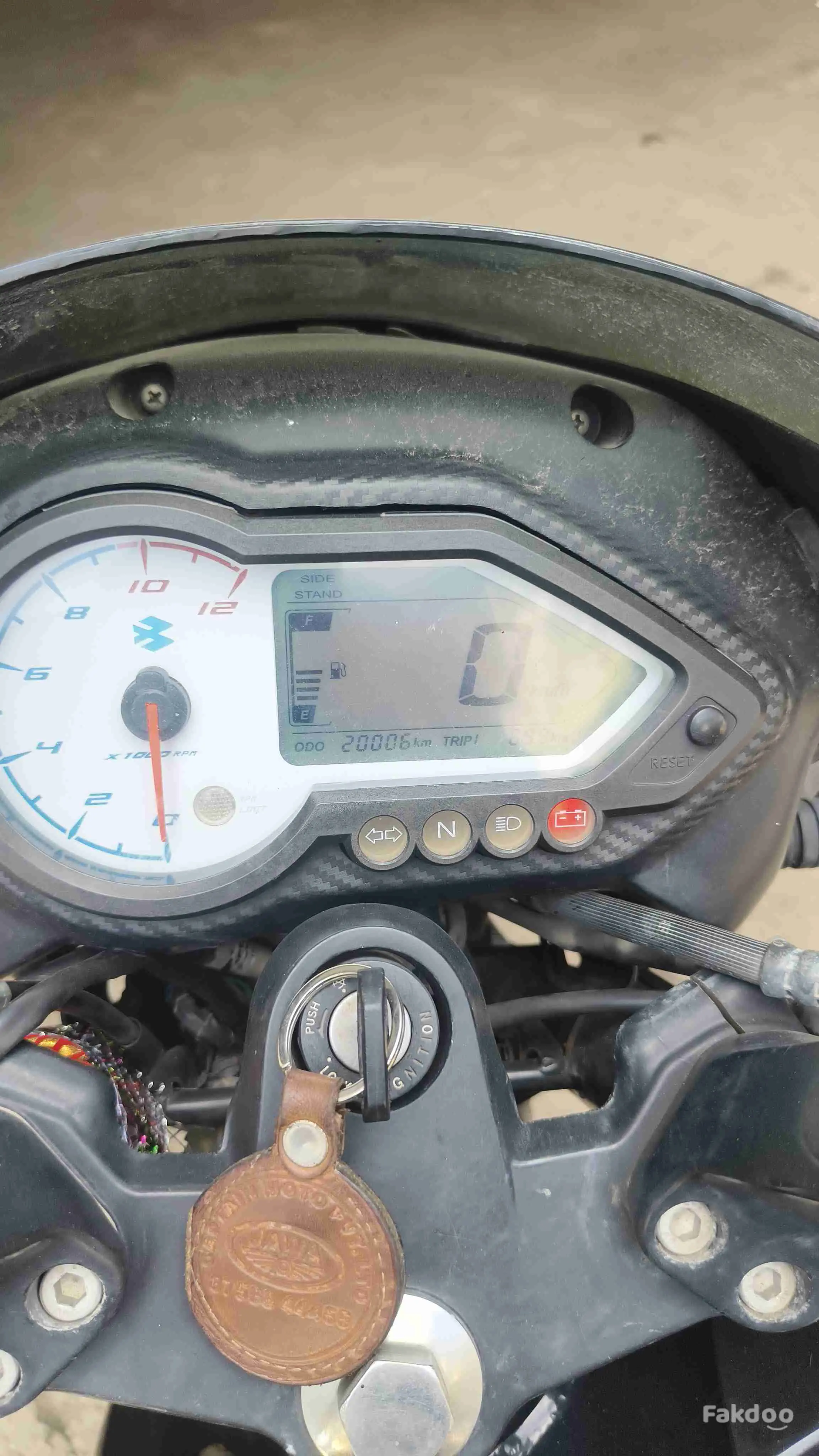 bajaj pulsar 