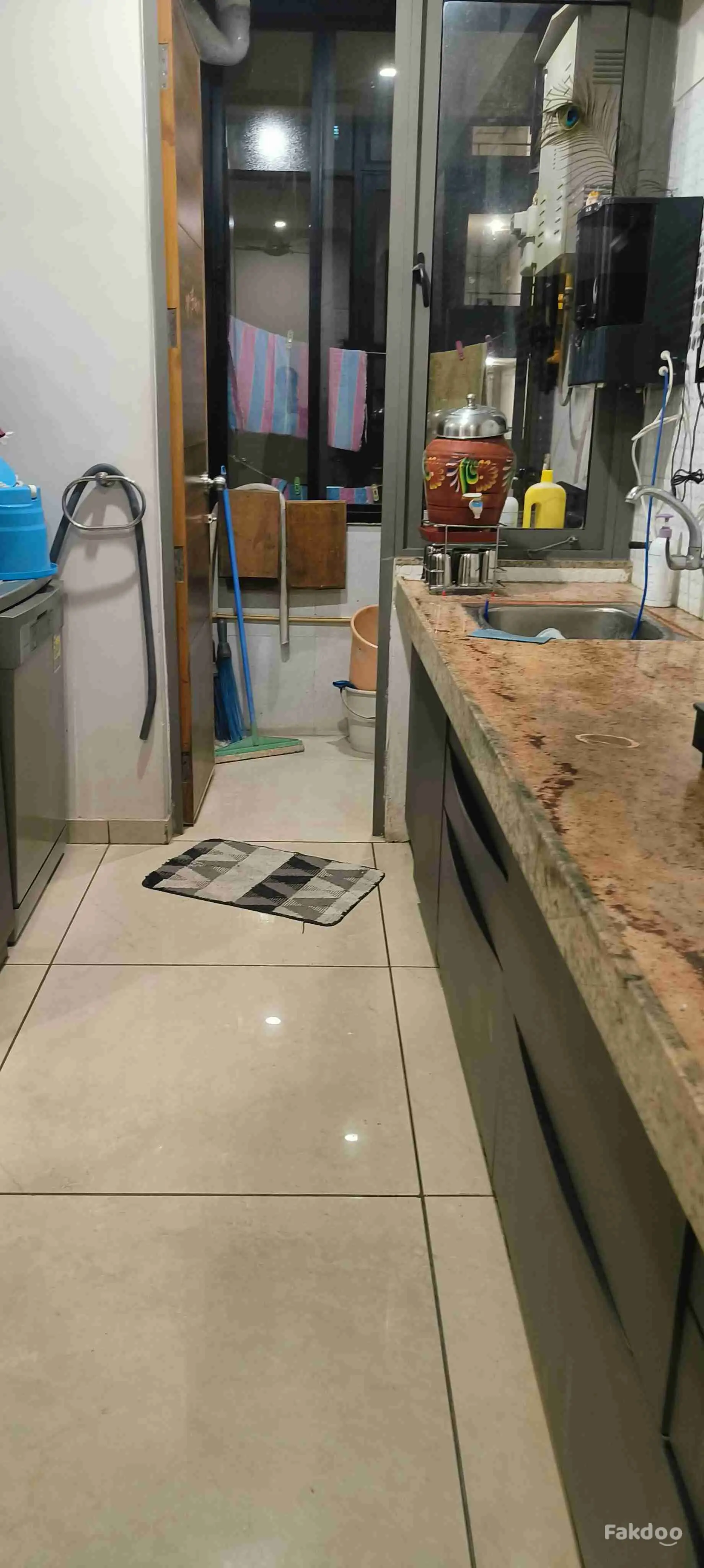 Buy Used Apartment in Ahmedabad, Gujarat - Fakdoo - 4 - Thumbnail