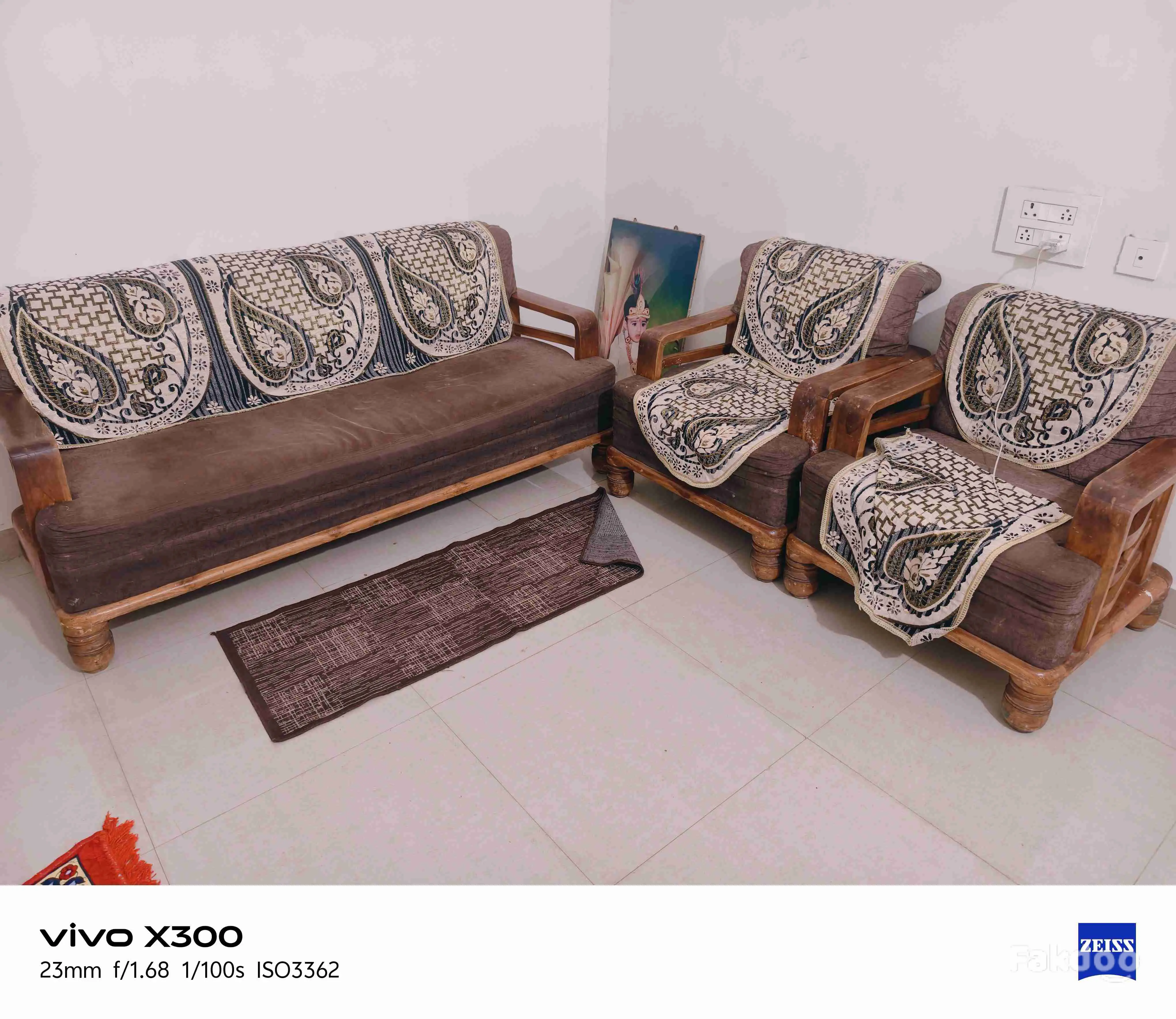 I want sel used sofa 3 seater