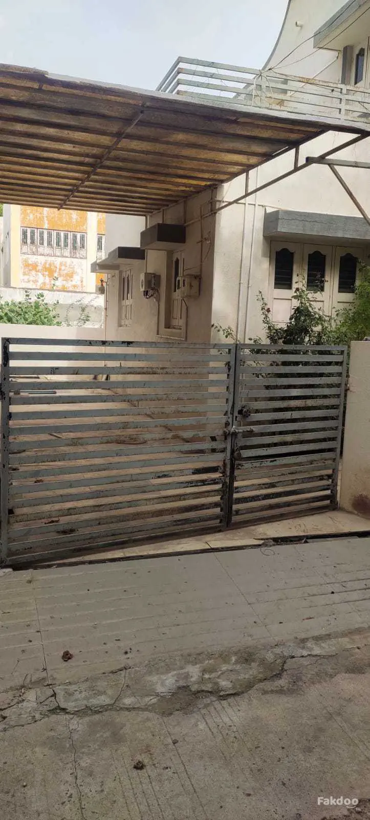 Sell 4bhk bunglow