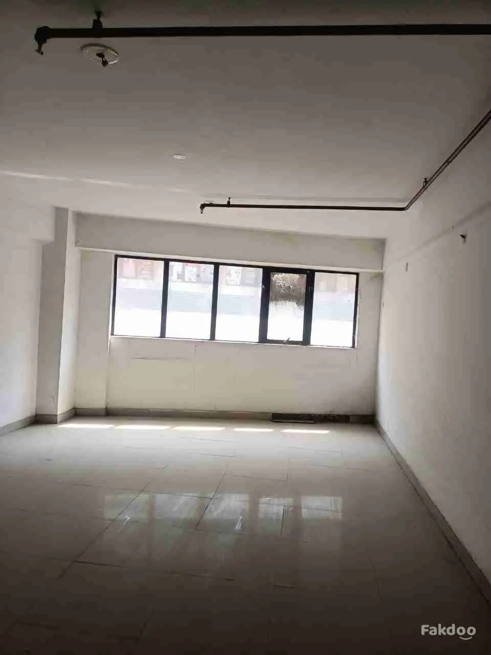 Buy Used Office Space in Ahmedabad, Gujarat - Fakdoo - 4 - Thumbnail