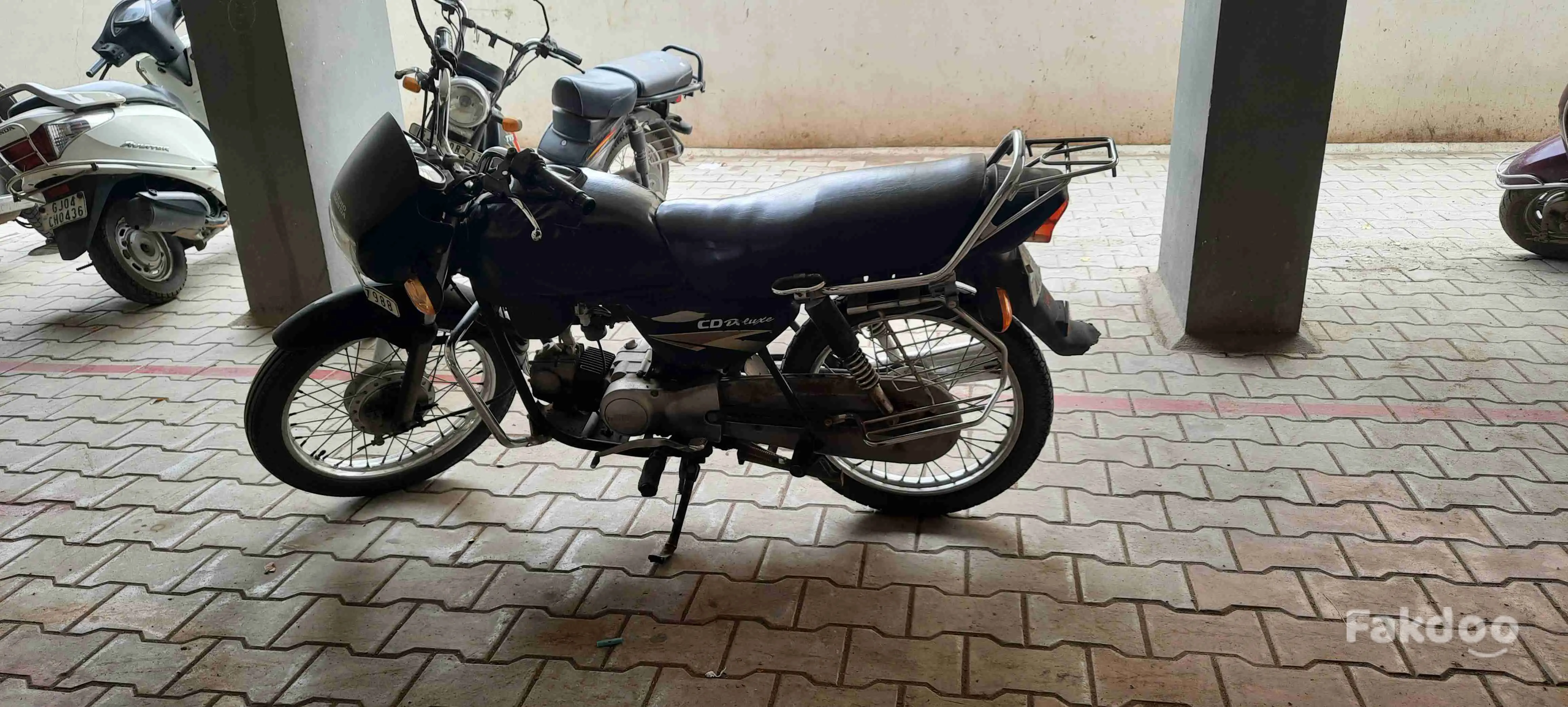 Buy Used Honda CD 110 Dream Deluxe in Bhavnagar, Gujarat - Fakdoo - 4 - Thumbnail