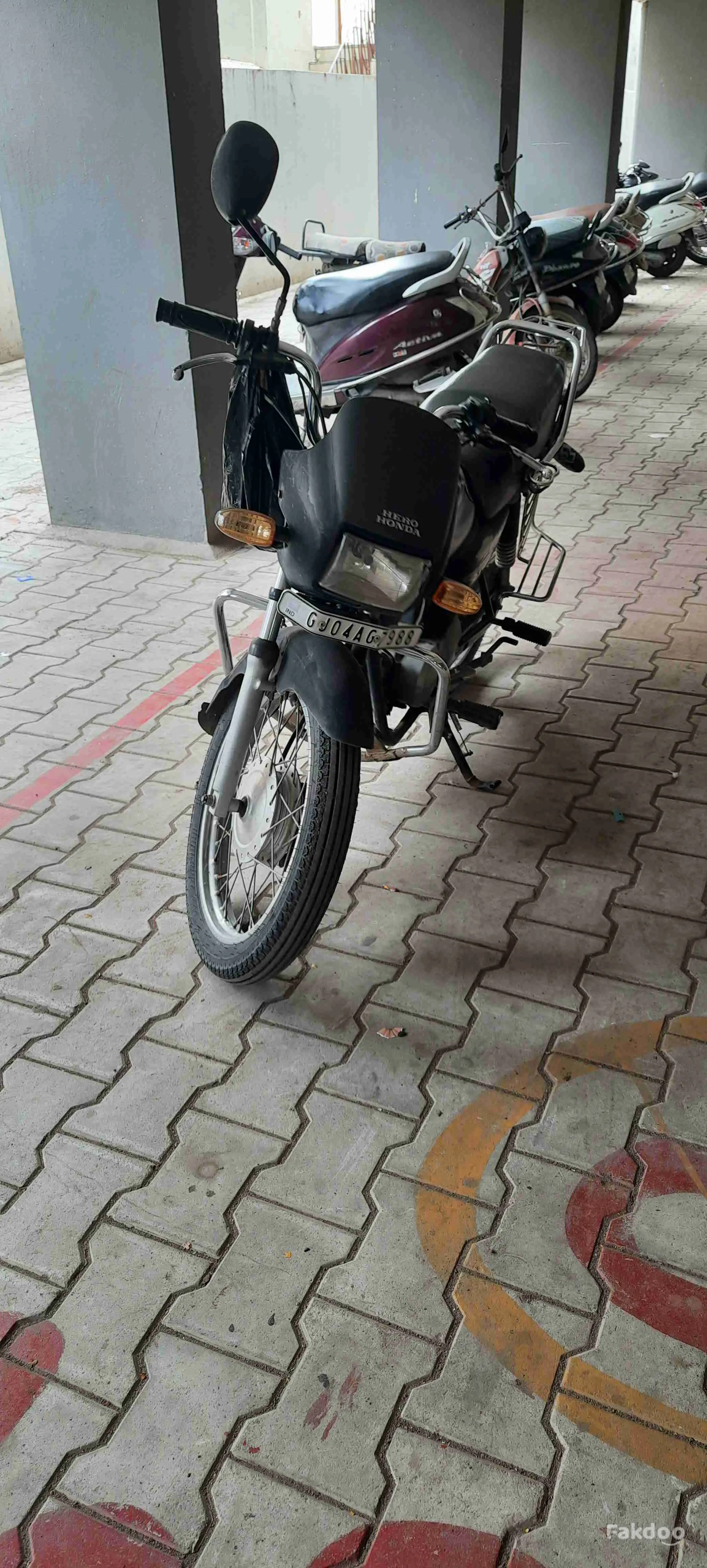Buy Used Honda CD 110 Dream Deluxe in Bhavnagar, Gujarat - Fakdoo - 5 - Thumbnail