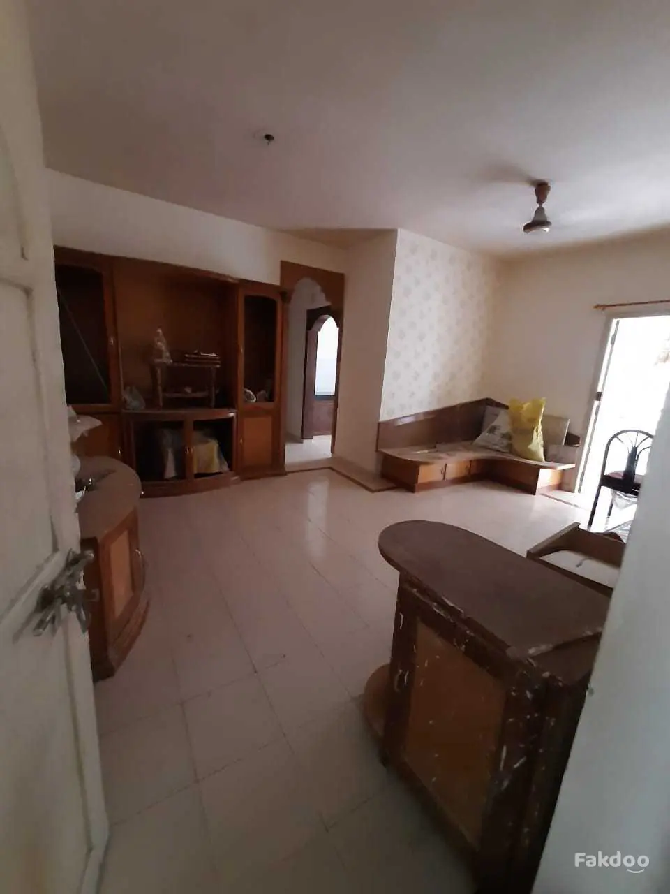 2 BHK Semi Furnish Flat For Rent Shyamal - Photo 2 - Ahmedabad - Thumbnail