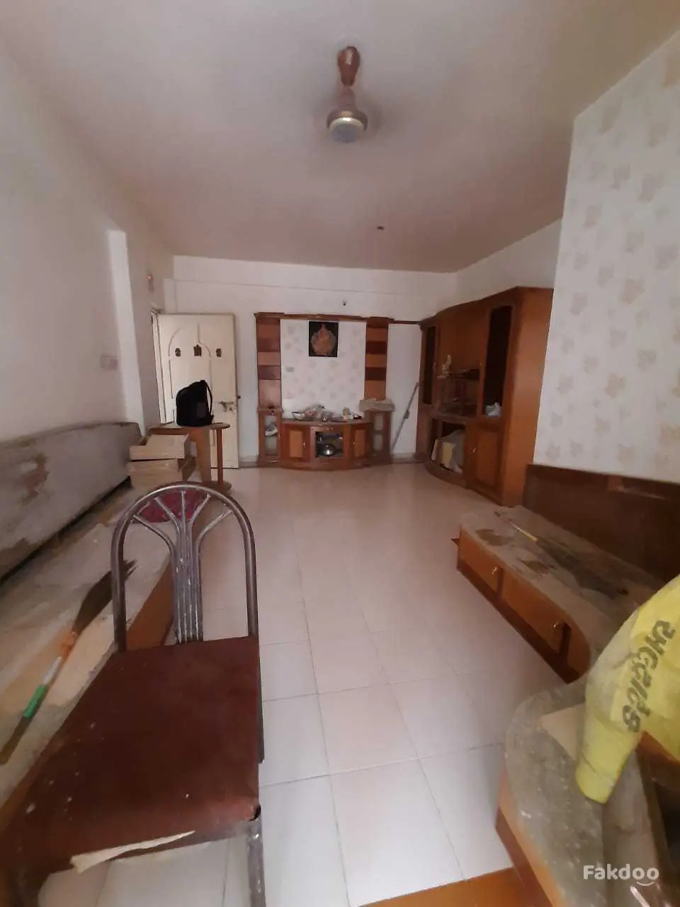2 BHK Semi Furnish Flat For Rent Shyamal - Photo 3 - Ahmedabad - Thumbnail