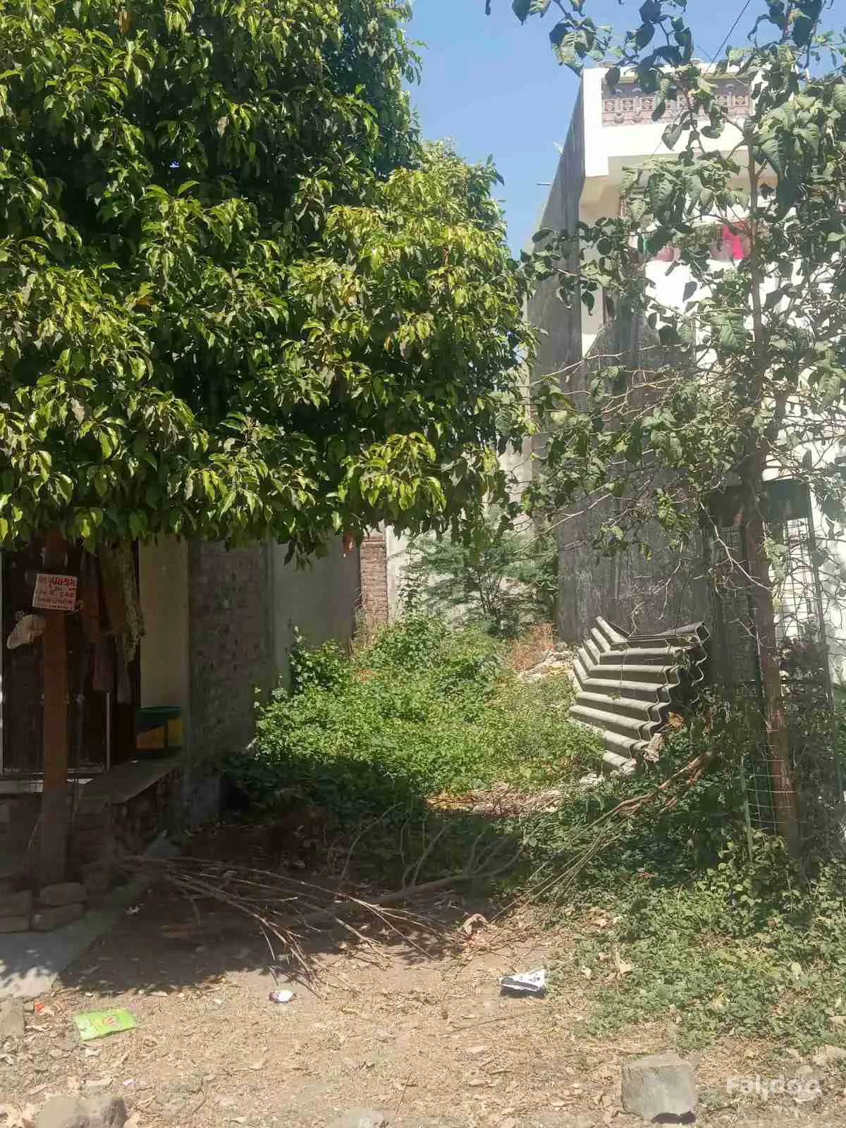 Title clear plot for sale 