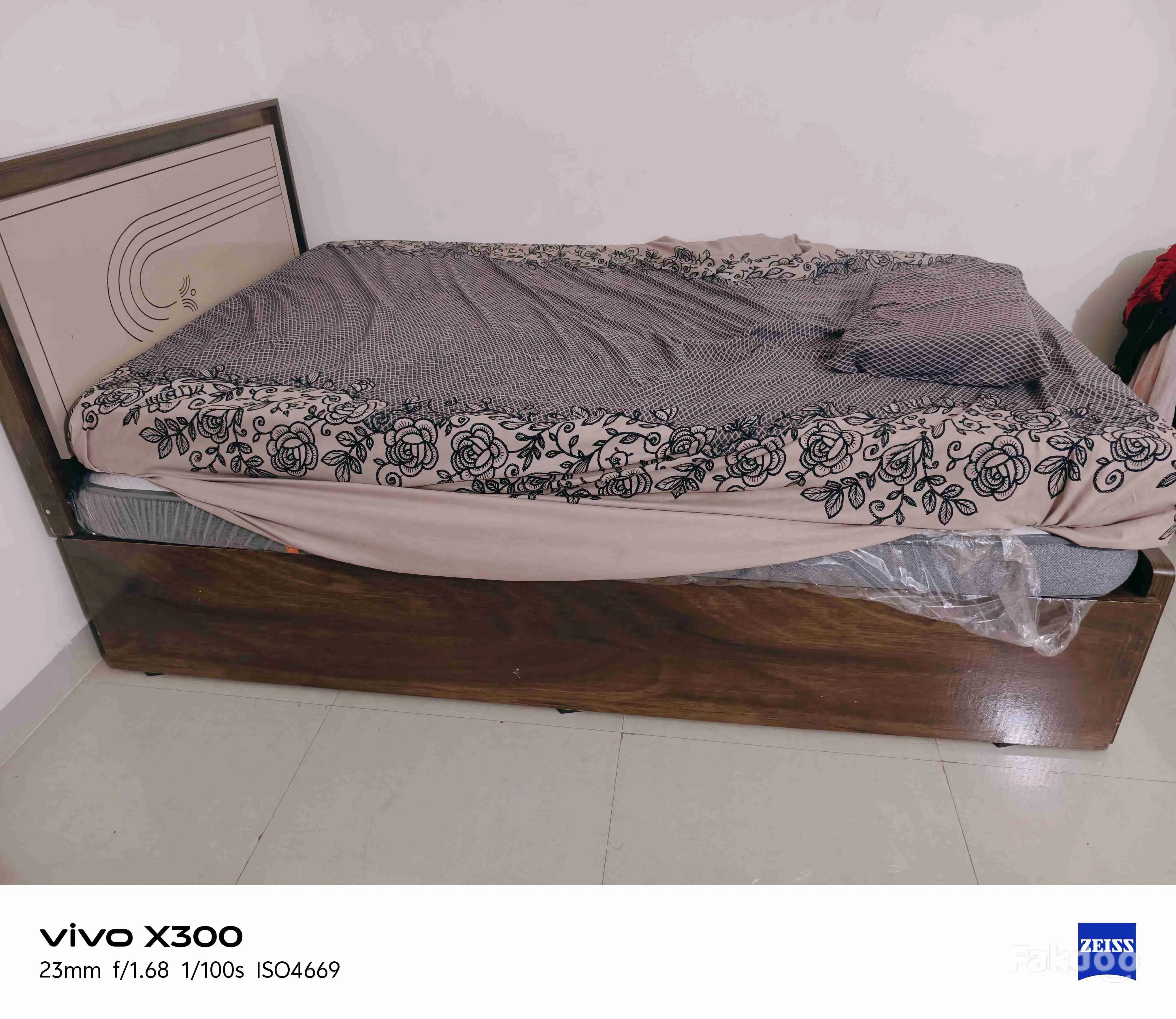 I want used best Condition of new bed