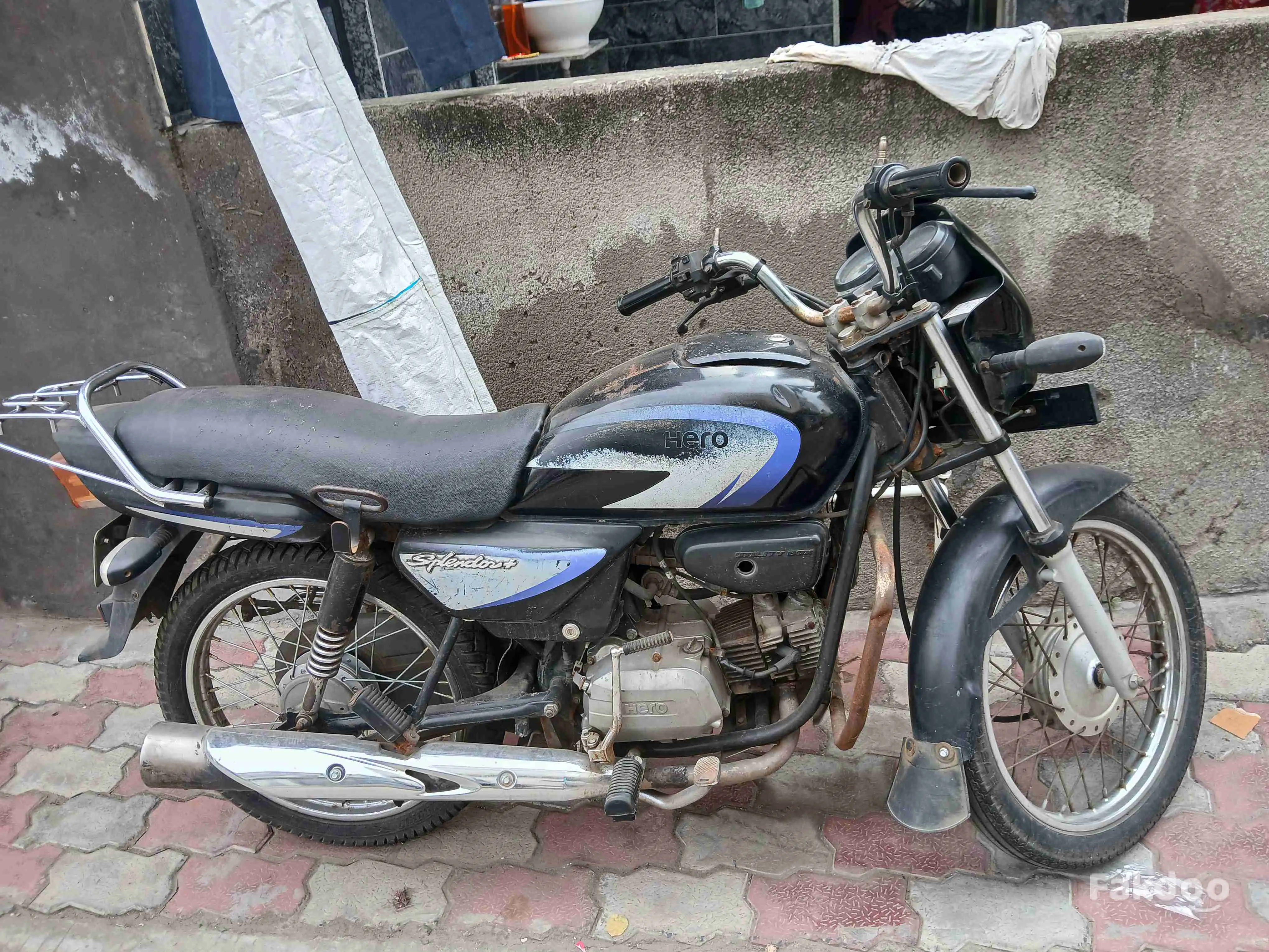 i have to sell use bike in Odhav, Ahmedabad, Gujarat - Fakdoo - 2 - Thumbnail