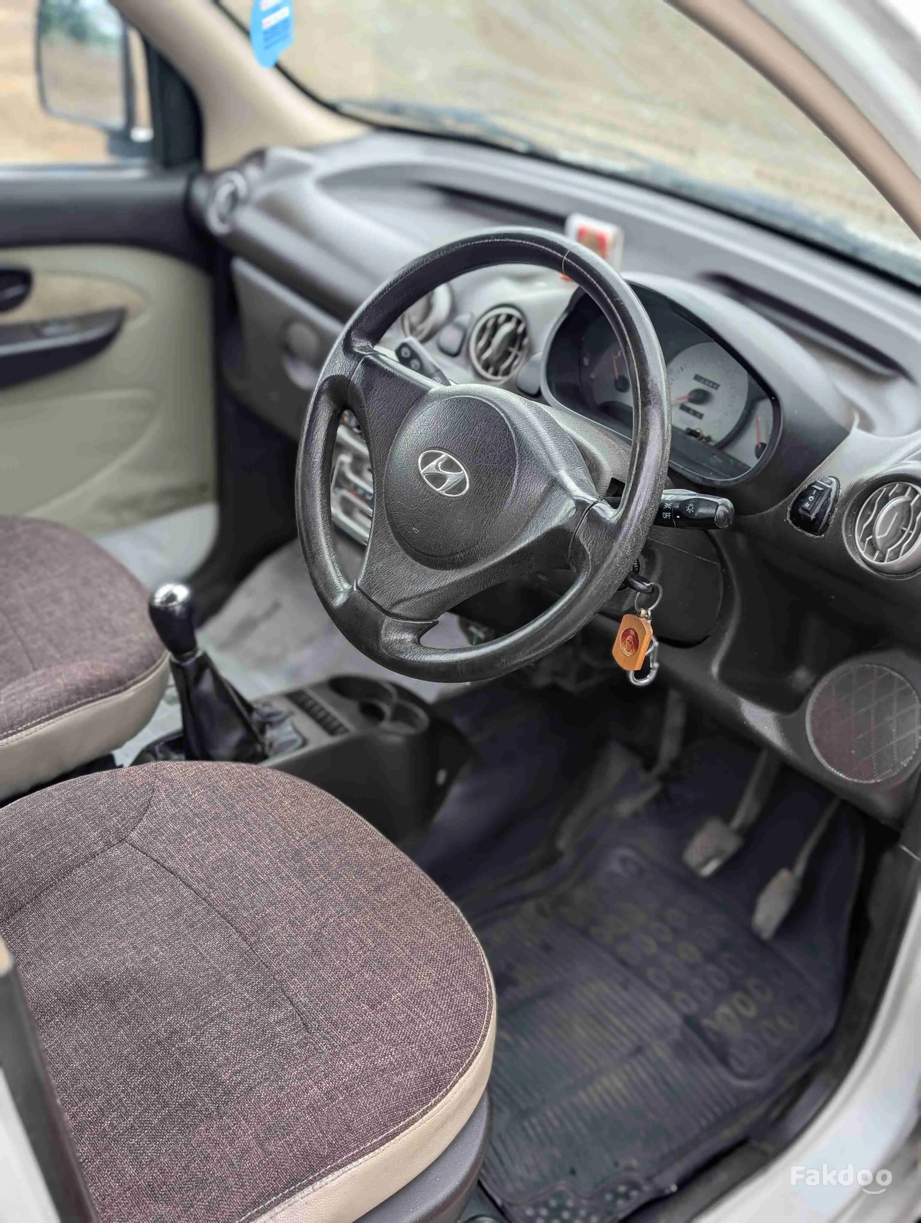 HYUNDAI SANTRO XING 2011 in Kuvadva road, Rajkot, Gujarat - Fakdoo - 9 - Thumbnail