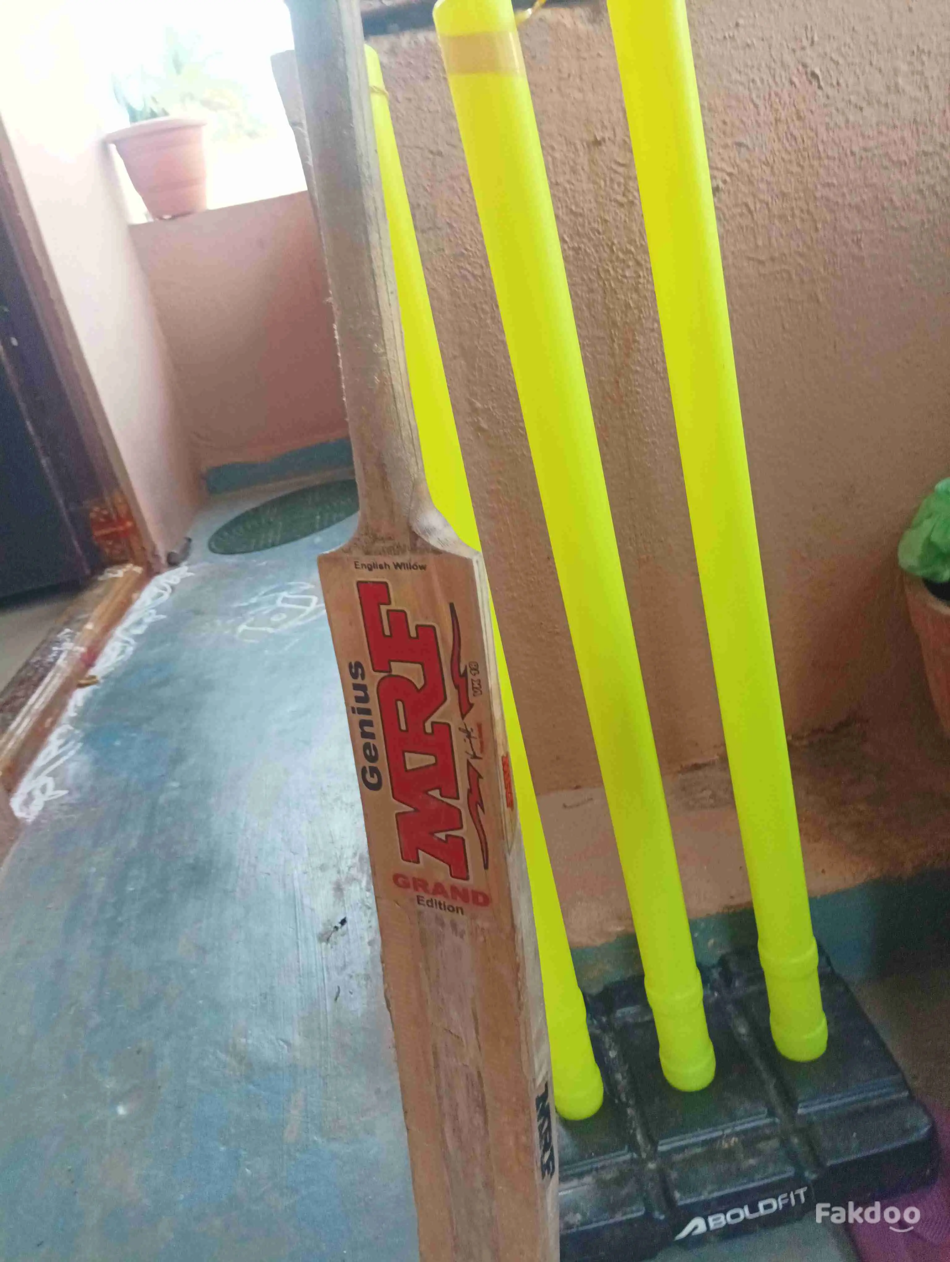 MRF cricket kit
