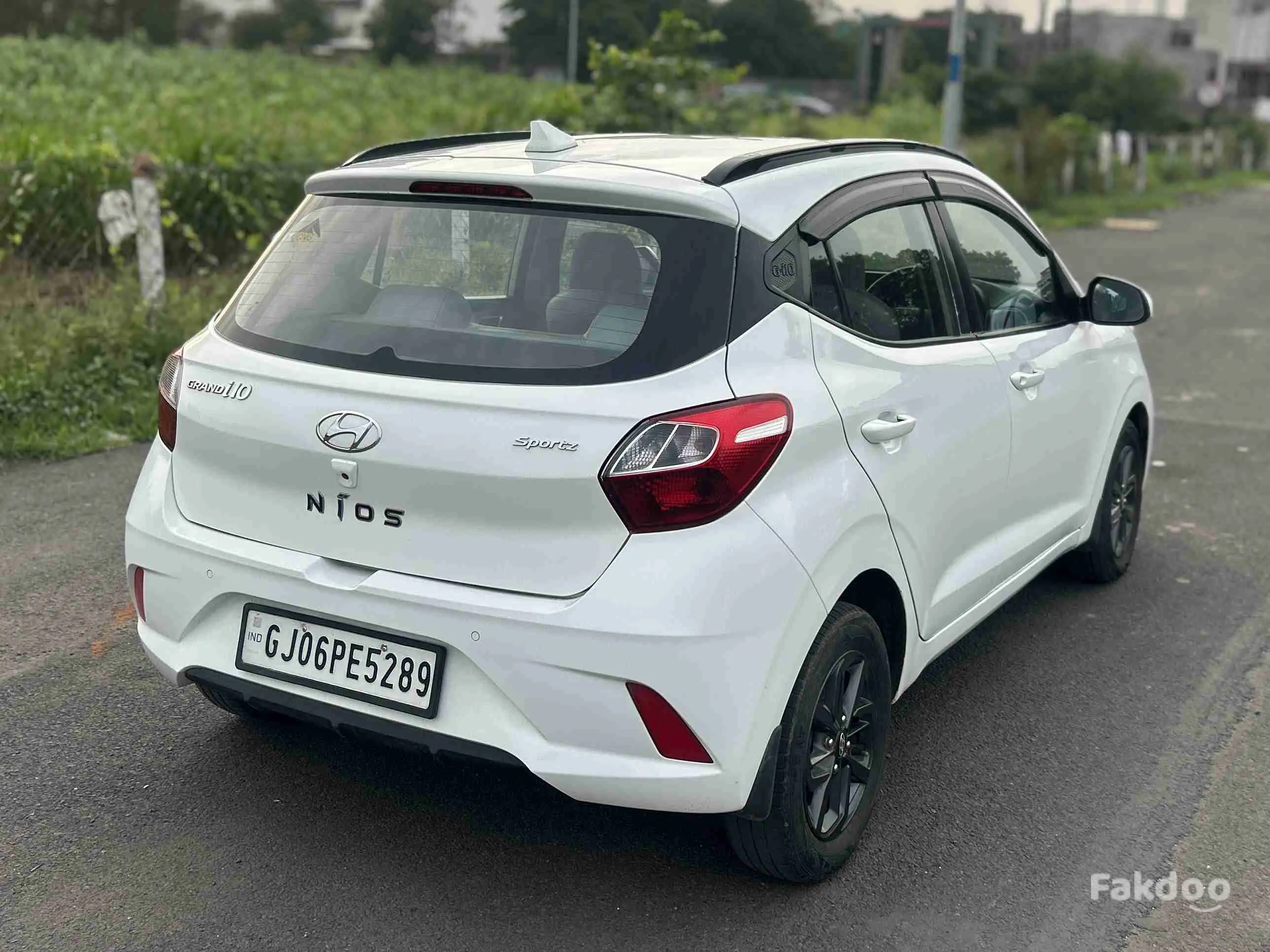 Hyundai car sell in Varachha, Surat, Gujarat - Fakdoo - 6 - Thumbnail