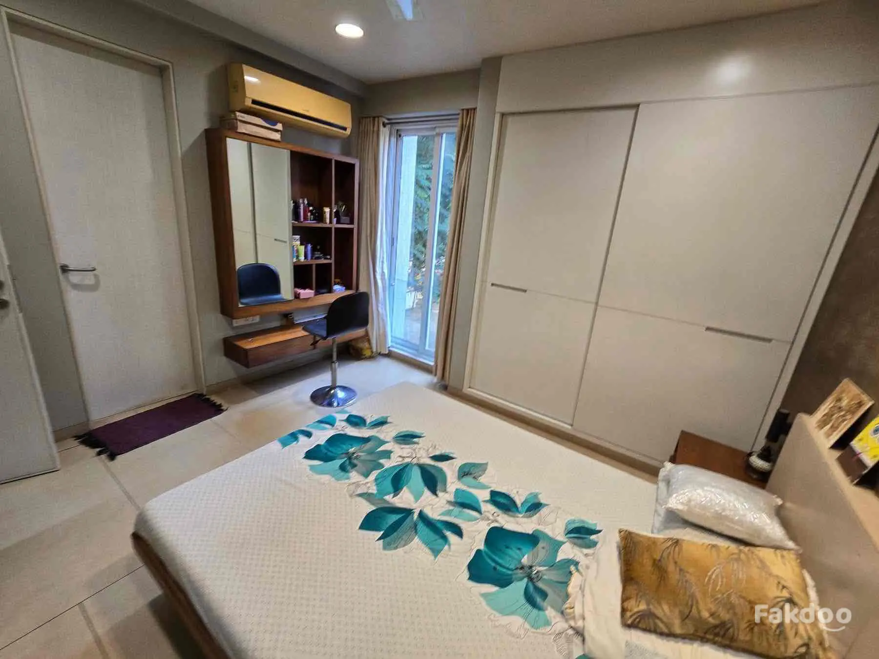 3 BHK Flat in Vasna Road, Vadodara, Gujarat - Fakdoo - 7 - Thumbnail