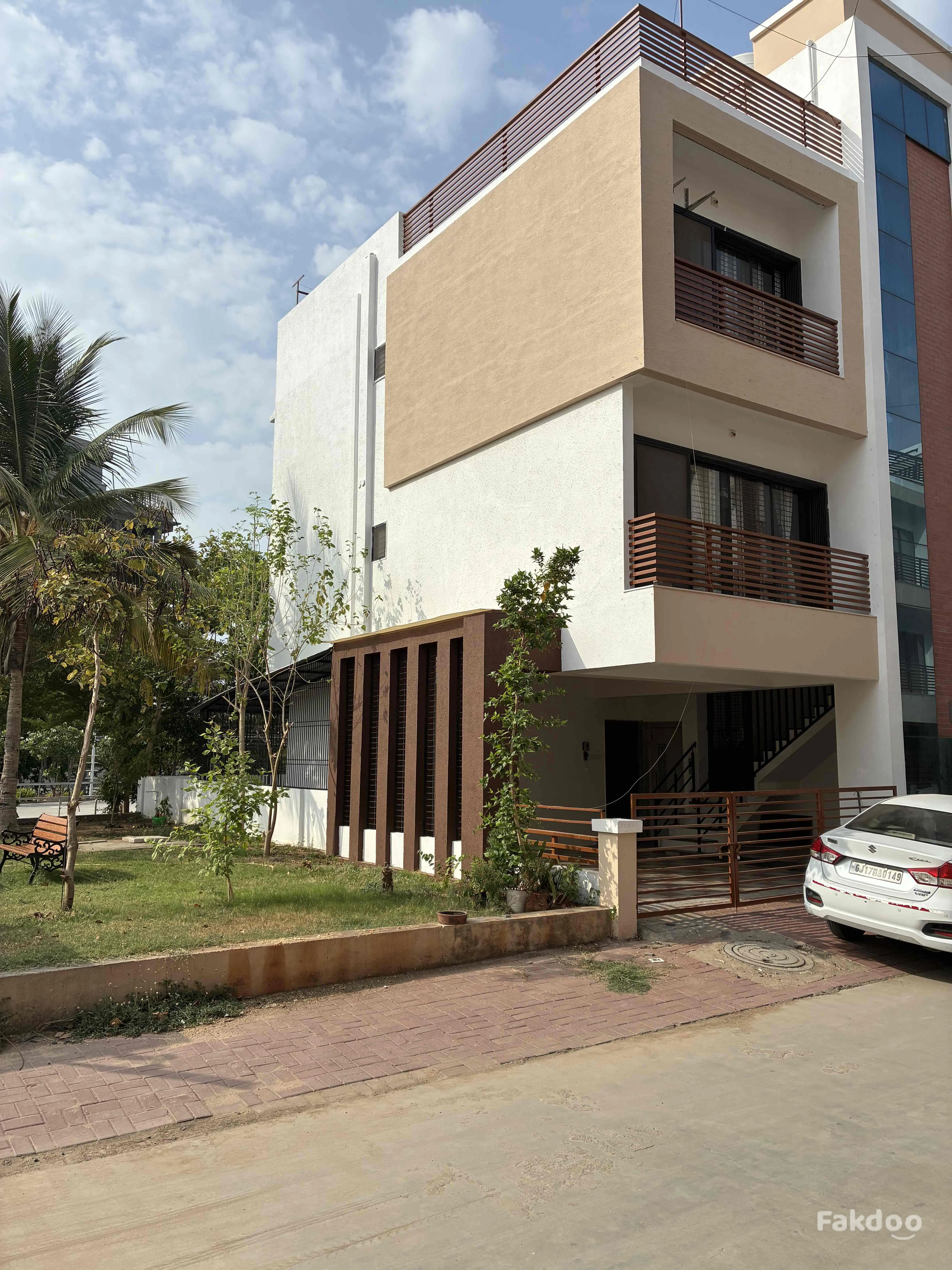 Rent 4 bhk Bungalows