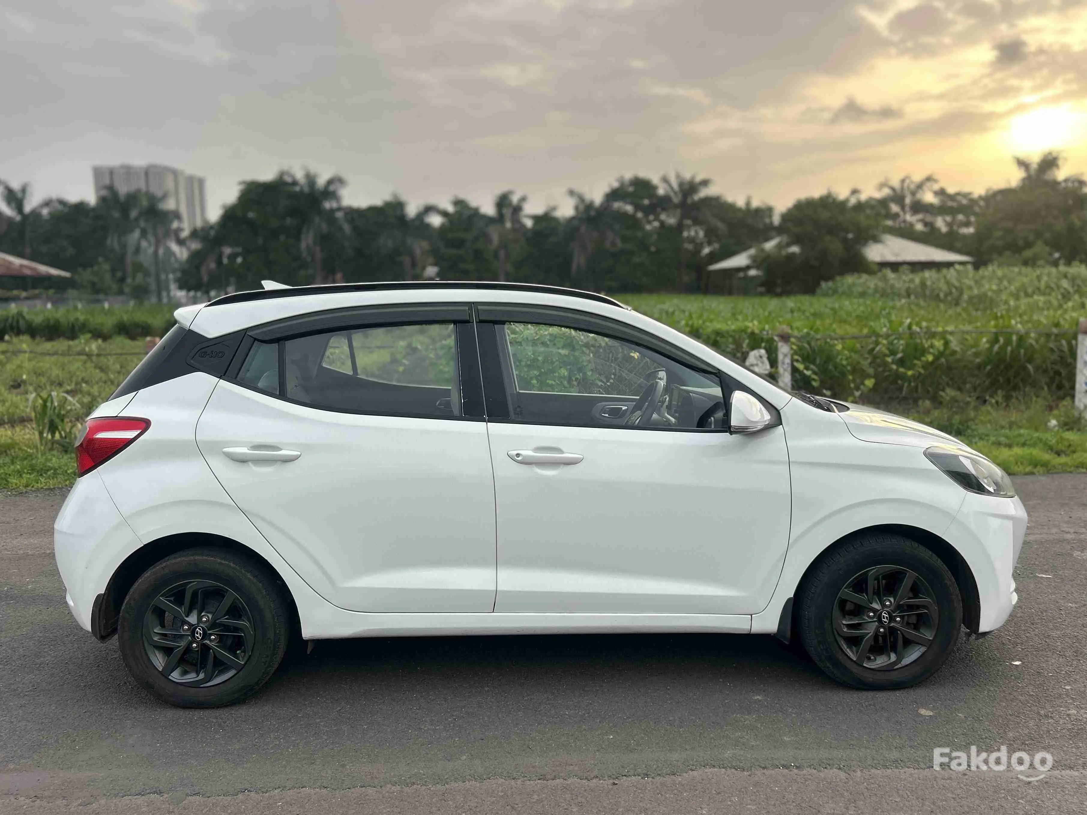 Hyundai car sell in Varachha, Surat, Gujarat - Fakdoo - 8 - Thumbnail