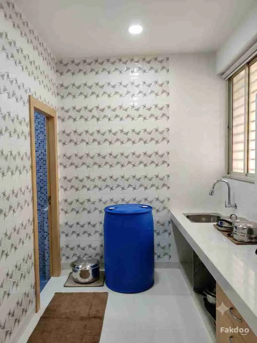 Buy Used 1 BHK Flat in Ahmedabad, Gujarat - Fakdoo - 2 - Thumbnail