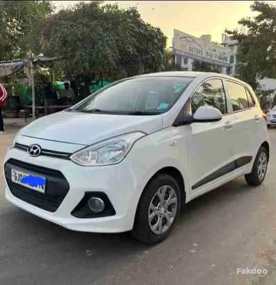 Hundai grand i10 in Radhanpur Road, Mehsana, Gujarat - Fakdoo - 5 - Thumbnail