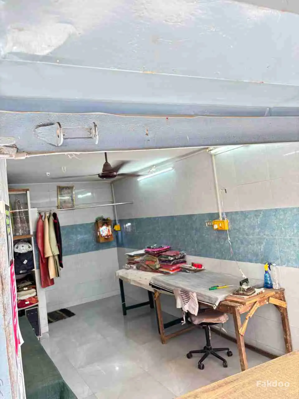 I want to sell my Shop in krishna-nagar, ahmedabad, gujarat - Fakdoo - 3 - Thumbnail