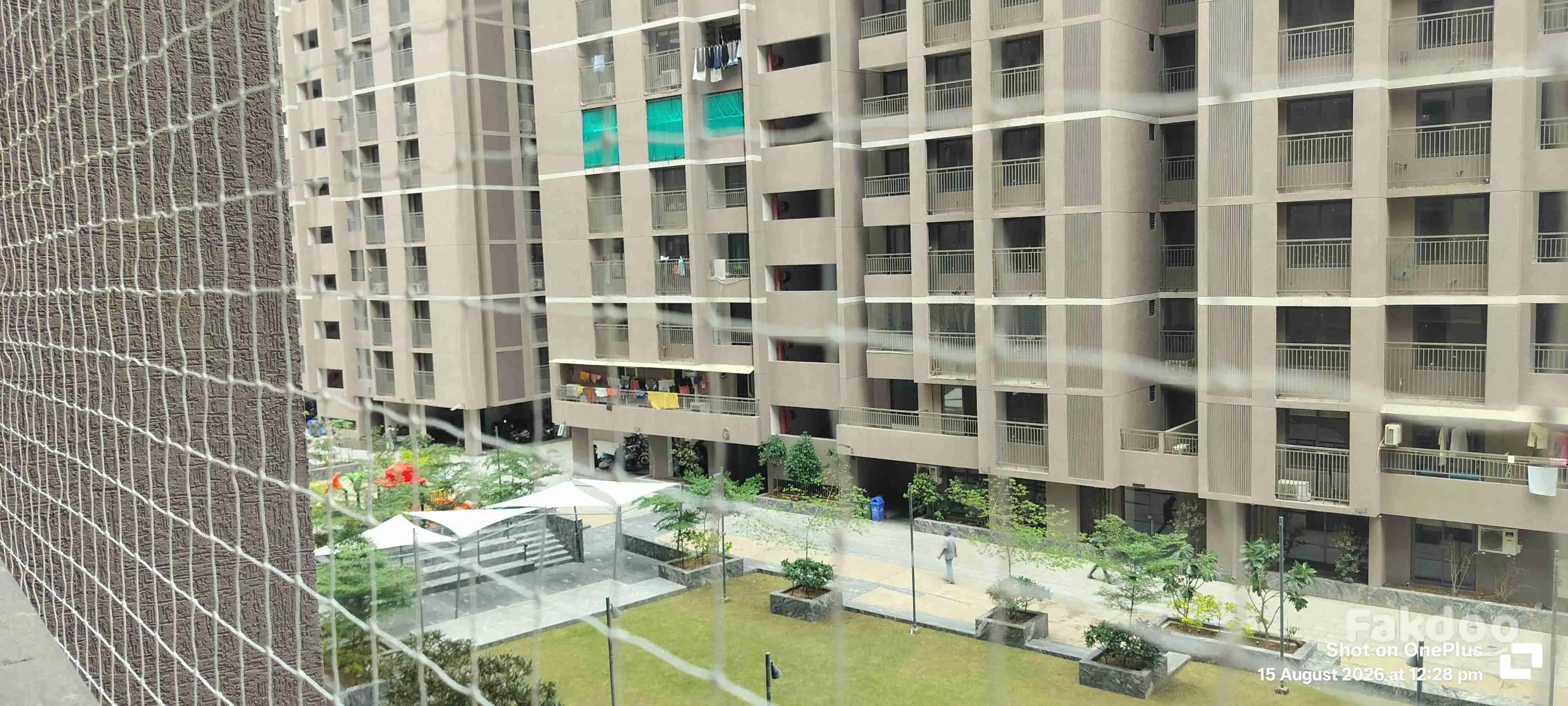 3 BHK APPARTEMENT WITH ALLOTED CAR PARKING