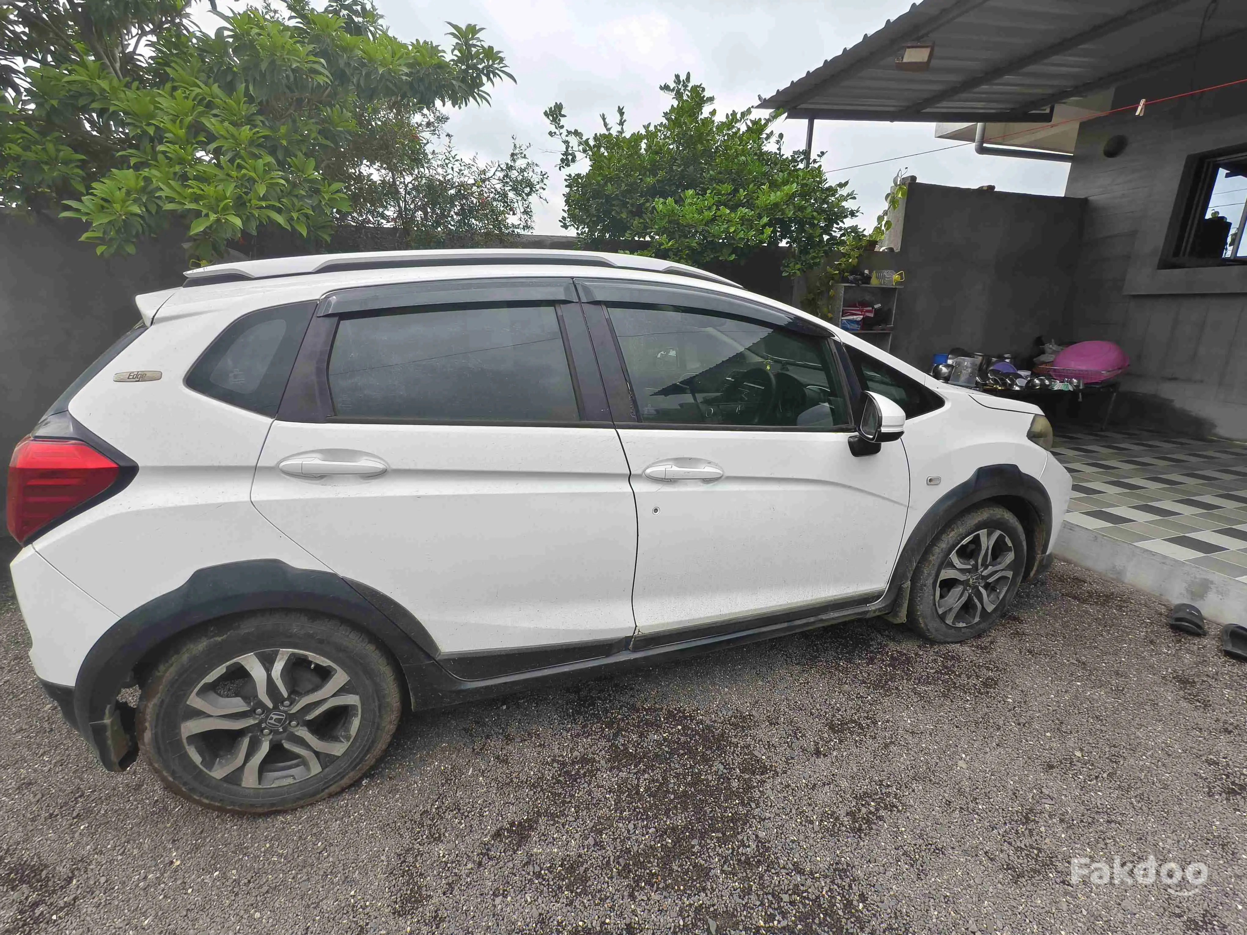 welll best mentain car Honda wrv in Bhojjpura Village, Gondal, Gujarat - Fakdoo - 6 - Thumbnail