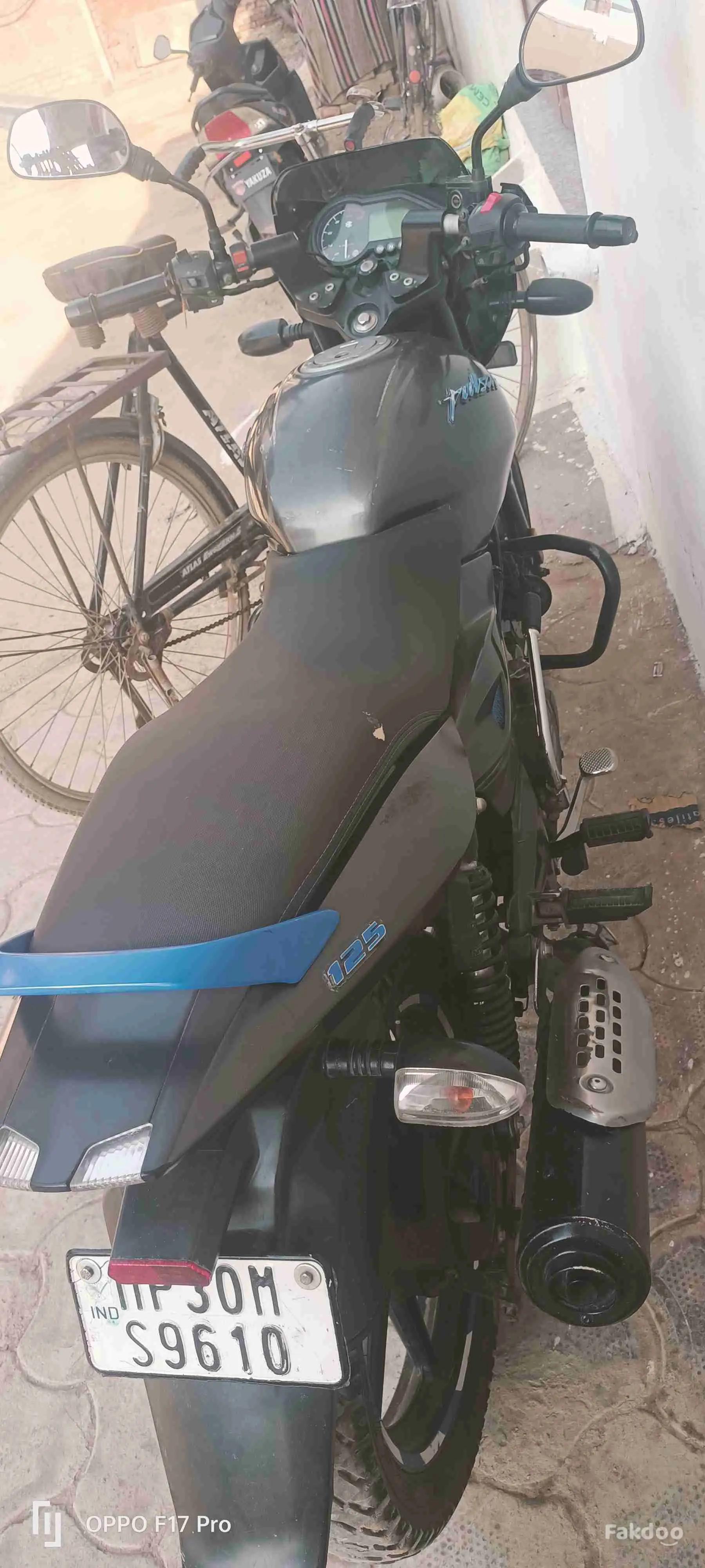 My Bike Pulser 125 Selling Distt Bhind in Mahaveer Nagar, Bhind, Madhya Pradesh - Fakdoo - 2 - Thumbnail