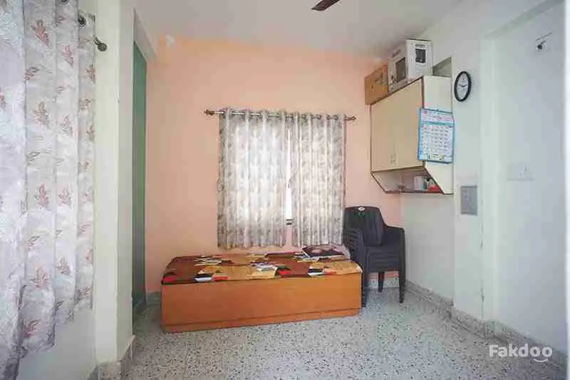 Buy Used 3 BHK Apartment in Ahmedabad, Gujarat - Fakdoo - 11 - Thumbnail