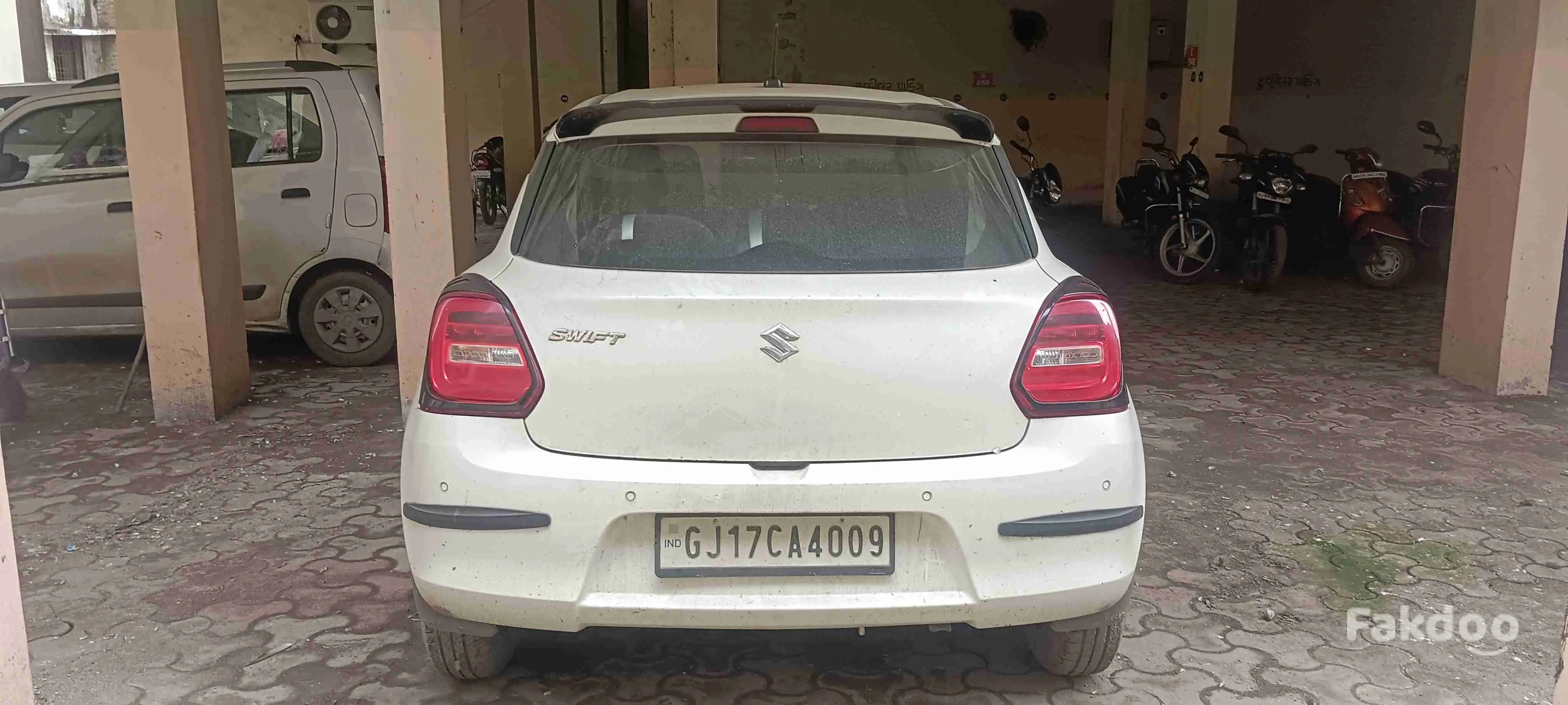 Buy Used Maruti Swift in Vadodara, Gujarat - Fakdoo - 2 - Thumbnail