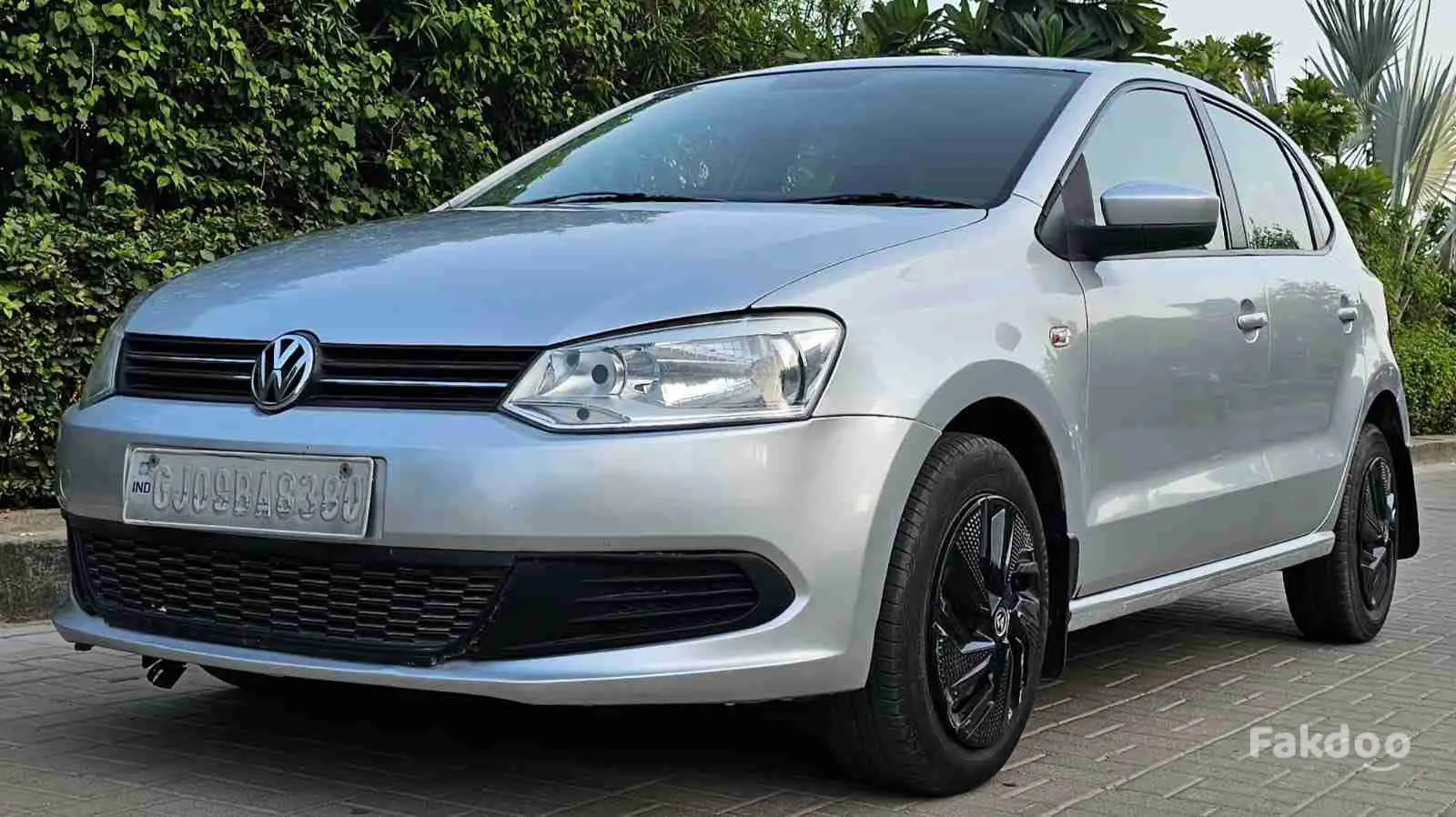 Volkswagen Polo Diesel in Mithakhali Village, Ahmedabad, Gujarat - Fakdoo - 6 - Thumbnail