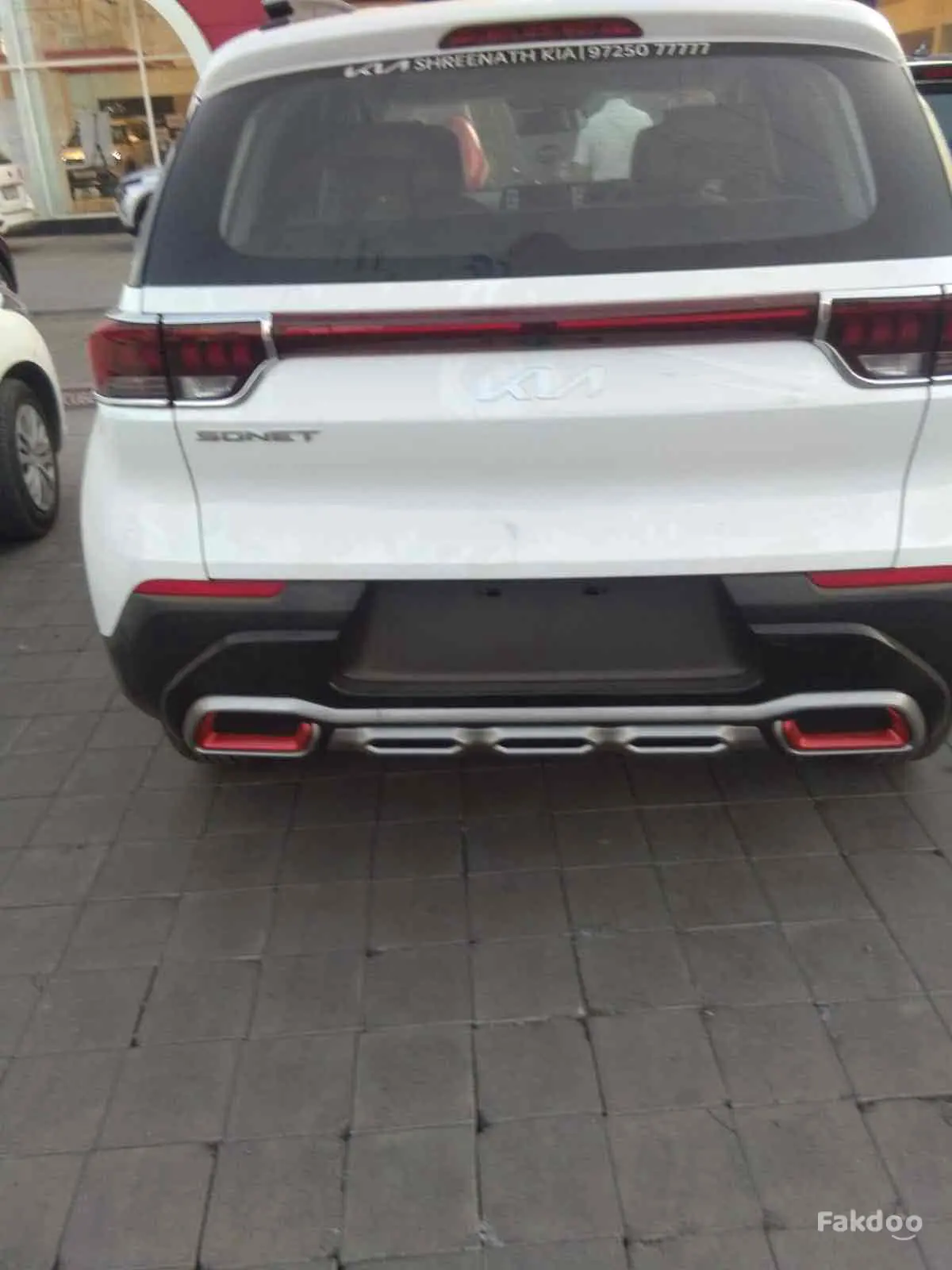 Kia Sonet HTX 7DCT Anniversary Edition in Makarba, Ahmedabad, Gujarat - Fakdoo - 2 - Thumbnail