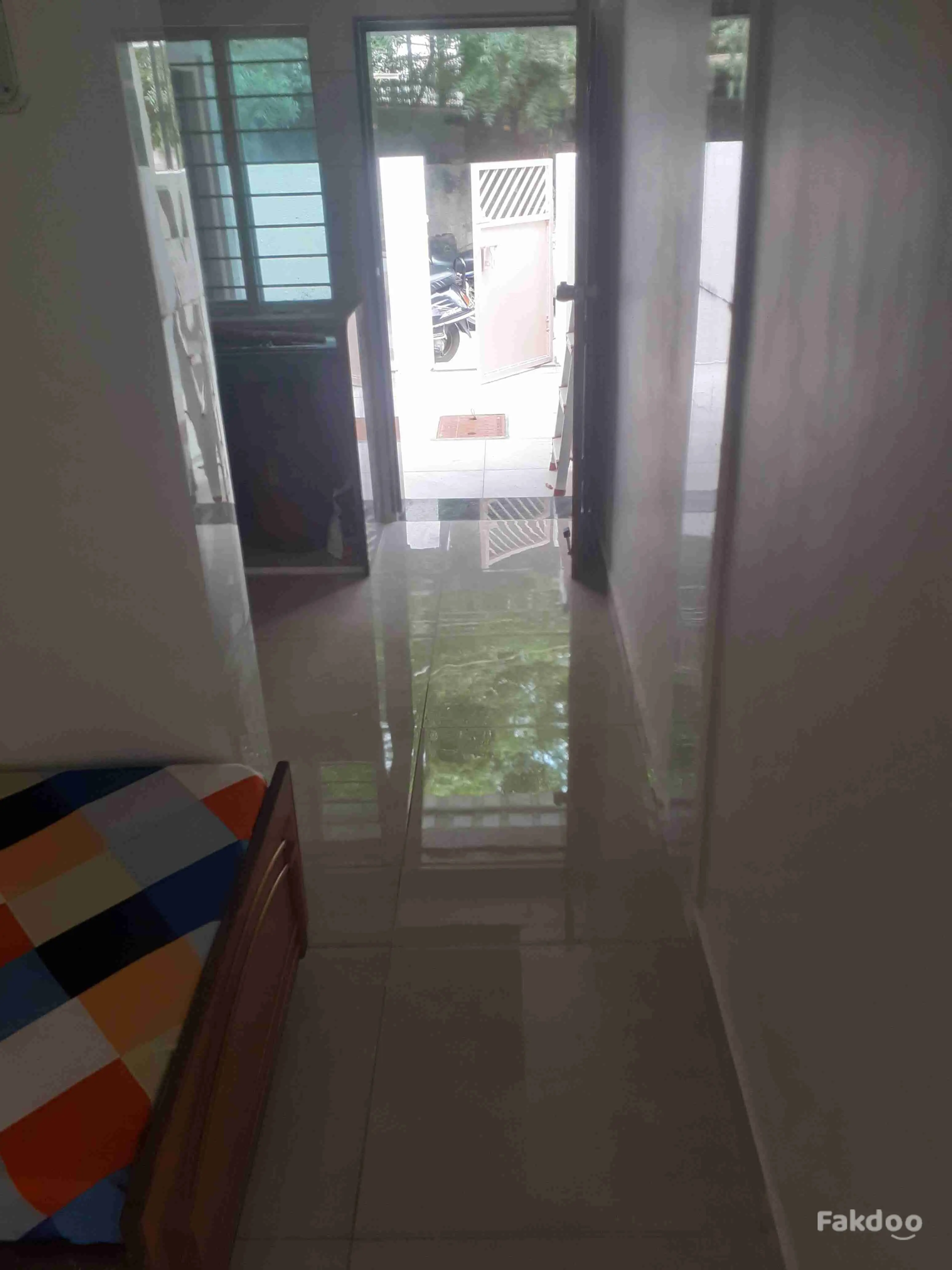 Buy Used Individual House in Rajkot, Gujarat - Fakdoo - 6 - Thumbnail