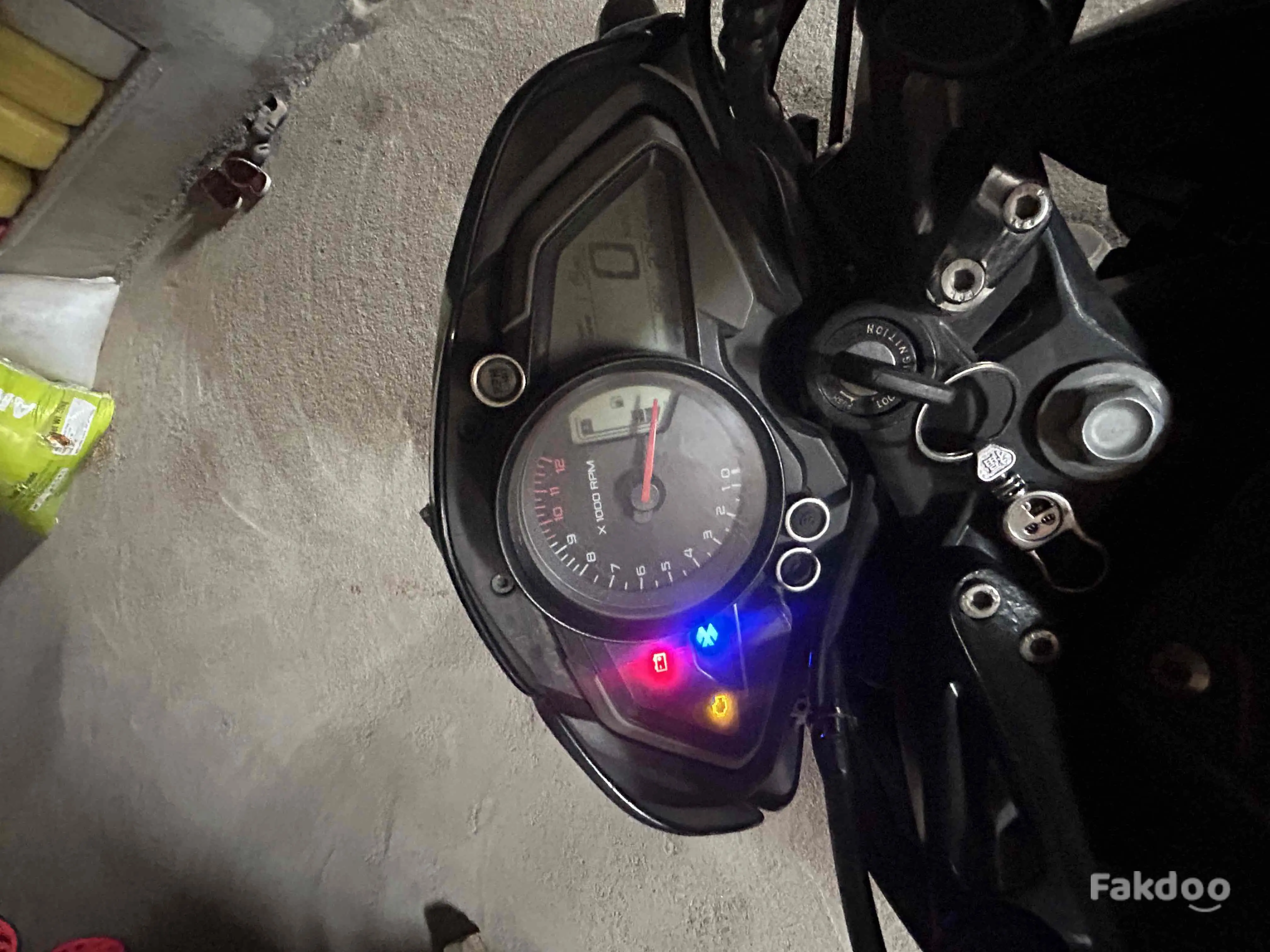 Buy Used Bajaj Pulsar NS200 in Datia, Madhya Pradesh - Fakdoo - 5 - Thumbnail