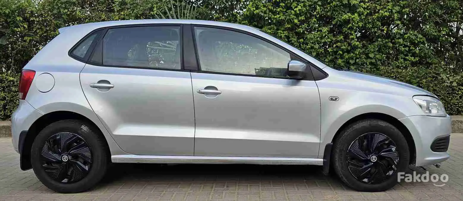Volkswagen Polo Diesel in Mithakhali Village, Ahmedabad, Gujarat - Fakdoo - 3 - Thumbnail