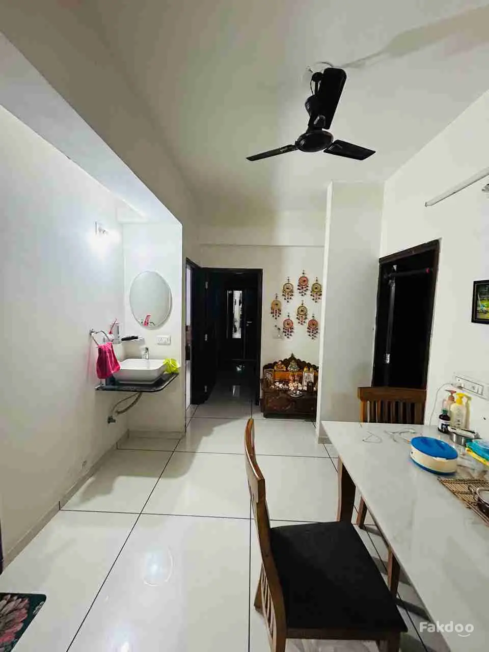 Buy Used Flat in Ahmedabad, Gujarat - Fakdoo - 8 - Thumbnail