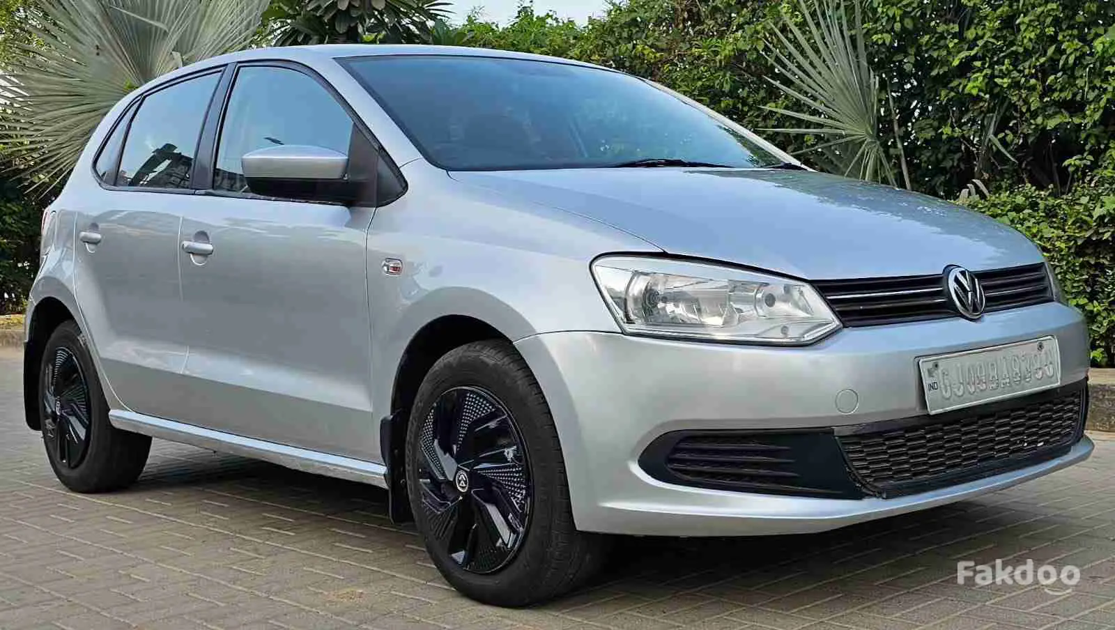 Volkswagen Polo Diesel in Mithakhali Village, Ahmedabad, Gujarat - Fakdoo - 5 - Thumbnail