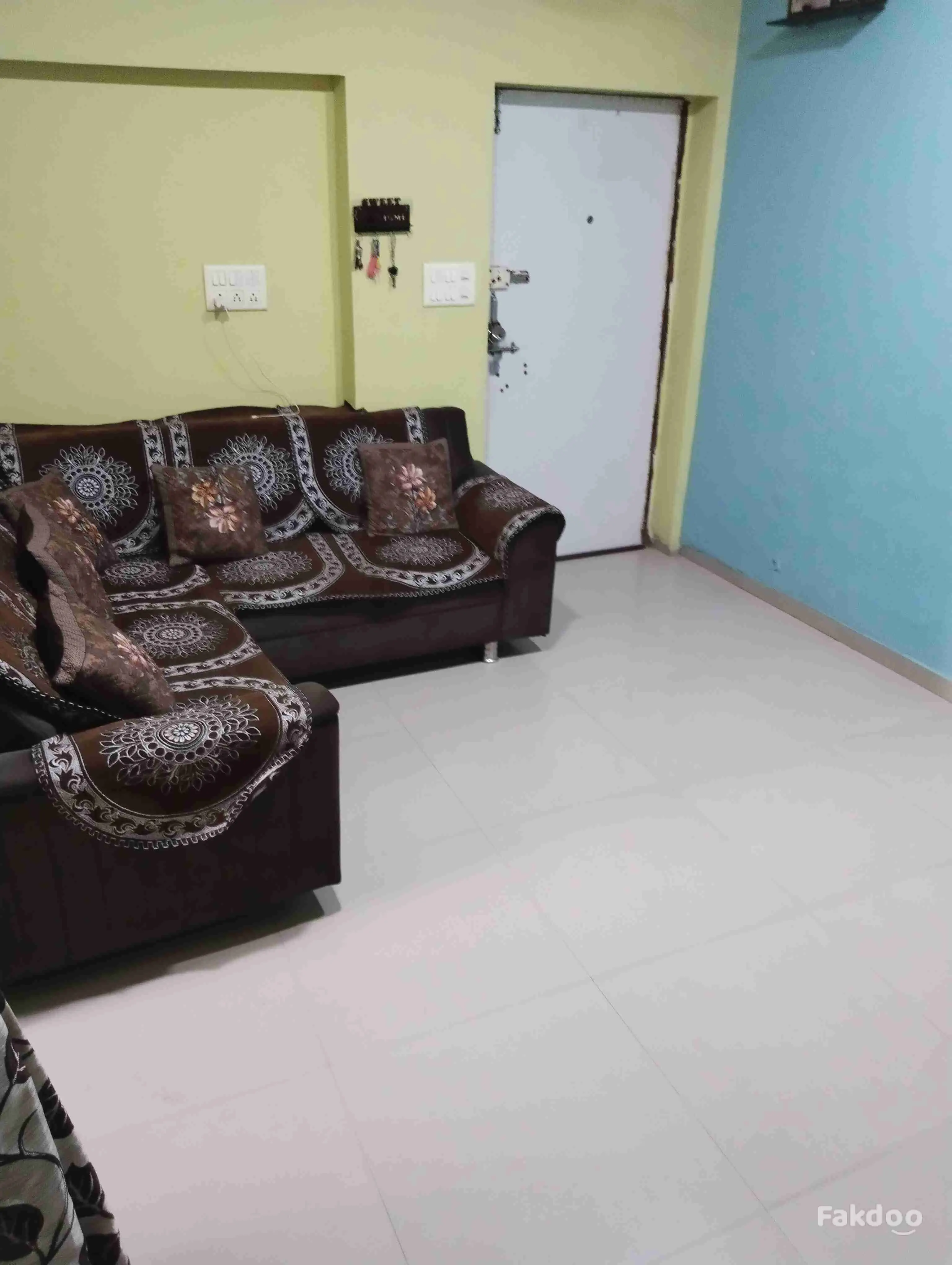 Buy Used 1 BHK in New Maninagar, Ahmedabad - Fakdoo - 2 - Thumbnail