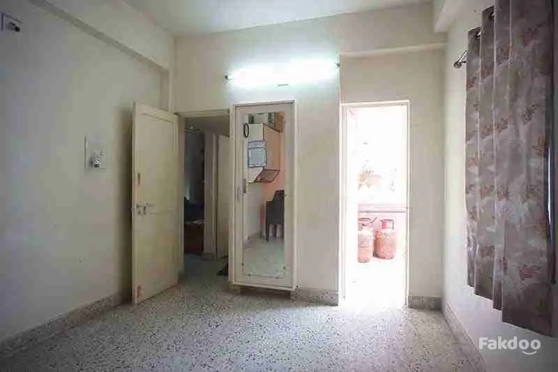Buy Used 3 BHK Apartment in Ahmedabad, Gujarat - Fakdoo - 10 - Thumbnail